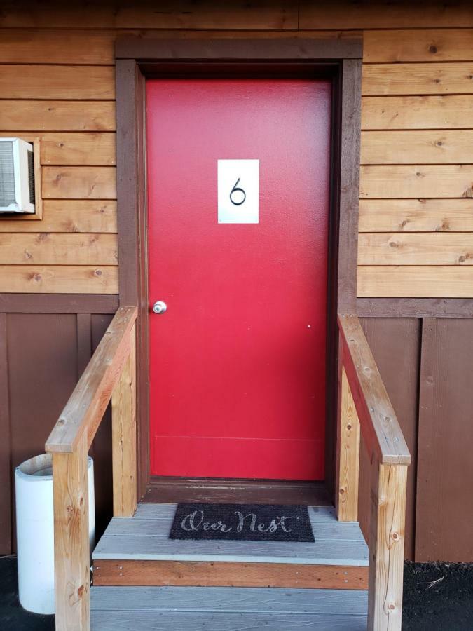 Crescent Moon Motel Exterior photo